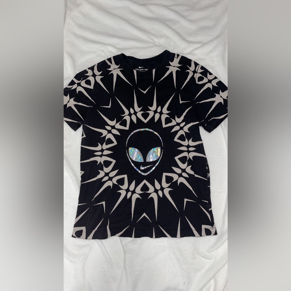 Black Nike T-shirt